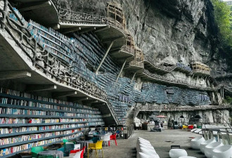 中国3处“奇观中的憩境”：悬崖上的书店如“藏经阁”