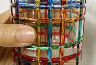 别用这种水杯给娃喝热水、热牛奶 小心金属超标