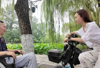 国内首位半侵入式脑机接口受试者受访：能握汤匙