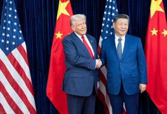 美俄都在向中共国低头？