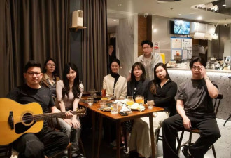花钱找饭搭子 北上广年轻人开始流行“盲盒饭局”
