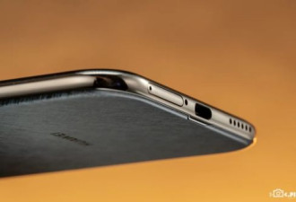 体验完华为 Mate 70 Air, 我感觉它被Air耽误了