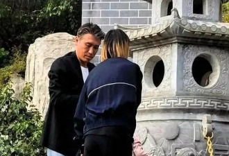 辛柏青李乃文在大孤山被偶遇，2次同行引猜测