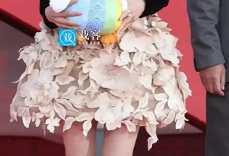 金鸡奖红毯：影后宋佳优雅 咏梅霸气 关晓彤与陈都灵同框被艳压