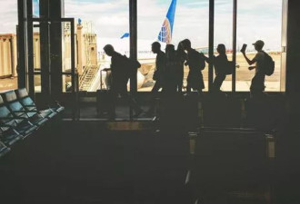 经营22年航空公司Blue Islands突倒闭 全航班一夜取消