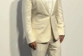 上海之夜：郑钦文大露背 朱珠抢镜 李冰冰咋长这样了