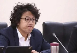 民进党若派沈伯洋战台北,谢寒冰喊发100份鸡排...