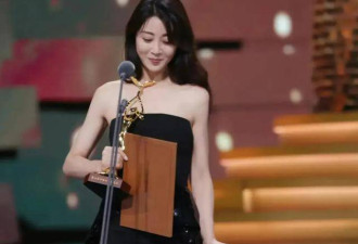 她是演员中的女富豪，45岁却活得像20岁