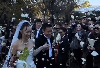 霍启仁婚礼现场：携妻敬酒载歌载舞 霍家集体亮相 霍启刚忙着录像