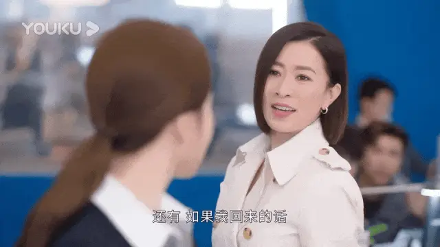 从百元到大牌，《新闻女王2》的职场穿搭，每种预算都能找到参考