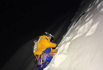 雪山滑坠200米当事人发声：能活下来90%靠运气