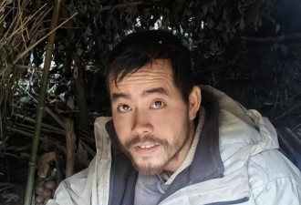 荒野求生选手下山休整：喝上鸡汤 每人住一栋别墅
