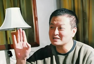 他是青年导演是倪萍的继子,一句话让倪萍热泪盈眶
