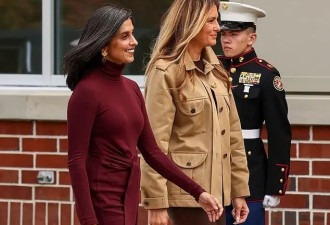 第一、第二夫人罕见同行 衣服价格差了13倍