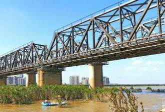 中国最尴尬的C位城市，出道即巅峰，经济吊车尾