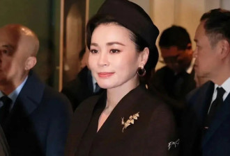 泰国王后访华“穿搭九宫格”出圈，隆重珠宝展现用心诚意