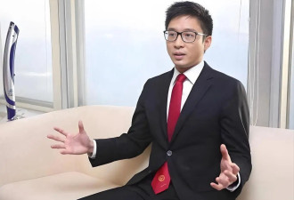 哥哥弟弟都已结婚，霍启山为何42岁仍未婚？