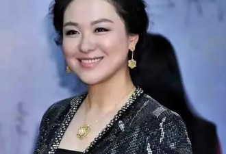 沈傲君真是美了一辈子,年轻时惊艳了时光,年老后优雅了岁月！