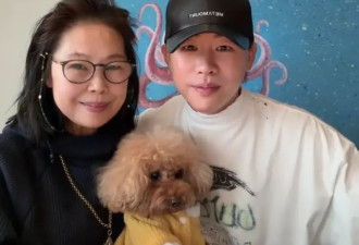 胡彦斌晒照为妈妈庆生！网友称其妈妈像老版易梦玲