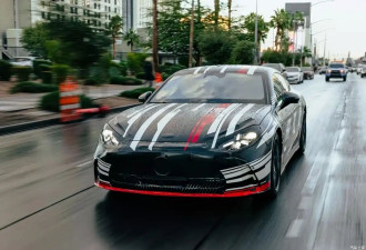 梅赛德斯-AMG GT四门电动轿跑车低伪实车发布