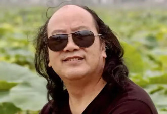 著名画家周华君因病去世 家人称墓碑会刻“与荷同眠”