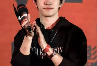 网友热评00后四小生！易烊千玺梓渝陈飞宇范丞丞争议大