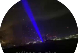 乌克兰远程无人机队 重创俄海军基地与石油码头