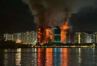 香港多所学校明日停课！大火已致14人遇难，居民痛心目睹