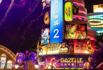 票房口碑都爆了，他俩的感情为啥让人愿意等9年