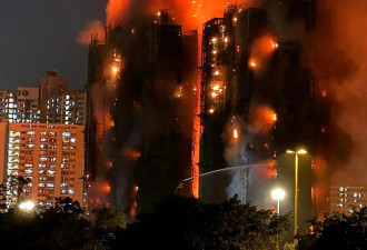 香港火灾已致44人遇难:一栋蔓延至七栋,预计救...