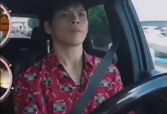 郭碧婷遭遇路人街拍,眼窝深陷头发秃,儿子倒地打滚像向佐