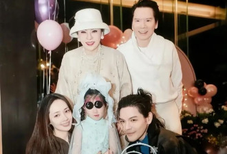 郭碧婷在家自拍曝光内景！面积小装修简单显拥挤，41岁长不少白发