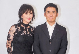 刘嘉玲关之琳出席婚礼，打扮美艳大方气质不相上下，罕同场没交流