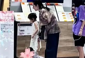 郭碧婷老到认不出,眼窝凹陷一脸倦容佝偻着背