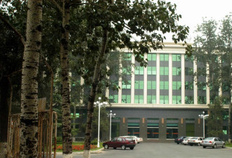中国的重大损失 他去世了 官网已变黑白
