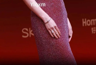厦门这一夜，女明星齐穿露肩礼服，陈梦造型最保暖