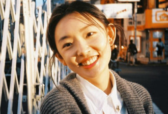 热搜炸了：曝女星霸道有洁癖，童谣被打哭