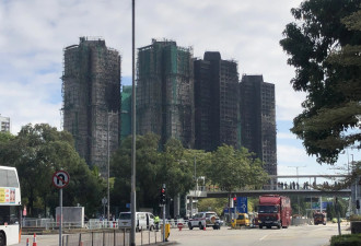 香港居民回忆火灾前细节:泡沫胶封窗 老人常昏睡