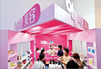 医美特种兵，挤爆韩国整形科