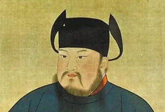 数次站错队，依然逆袭的“雄主”