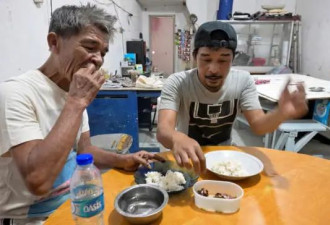 雅加达禁吃狗肉有人不满:上帝创造狗就是给人吃的