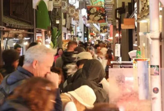 高市搞事后，中国游客赴日酒店预订量暴跌超五成
