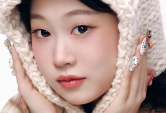 19岁沈佳润再登封面，“最丑星二代”穿上丑衣服，意外讨喜又好看