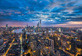 香港大火，“吹哨”内地高层住宅老化危机
