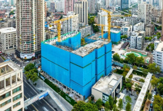 香港大火，“吹哨”内地高层住宅老化危机