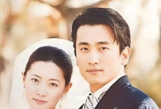 李英爱和老公青岛被偶遇，54岁还是很漂亮