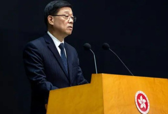 香港大火：两字之差的"独立委员会"能否满足诉求?