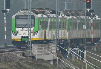 从破坏铁轨到关闭领馆：波俄暗战风暴骤起