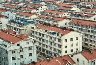 中国一线城市房价8年崩4成还没有触底 元凶是…