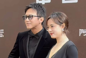 邓超夫妇合体走红毯，46岁脸垮变老很多